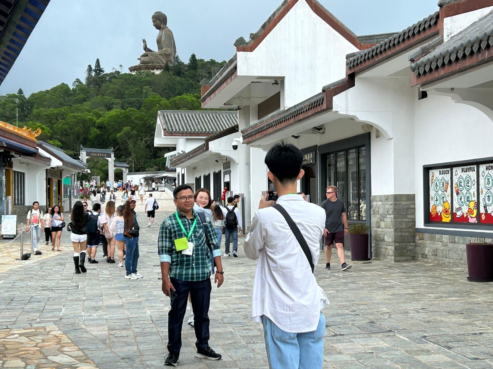 主题考察活动参观昂坪市集的相片